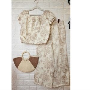 Floral Cream and Brown 3 Piece Set